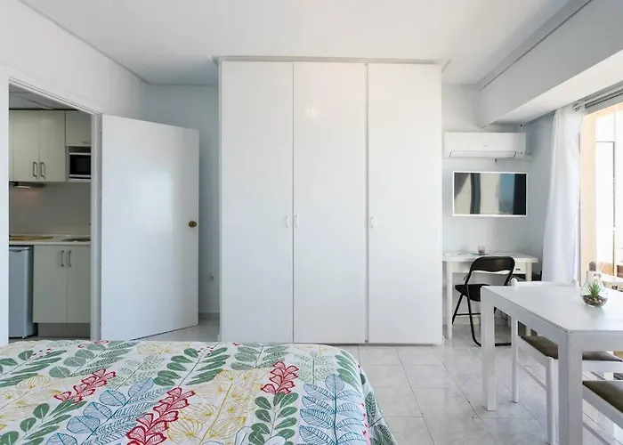 Apartment Breathtaking Sea View From Downtown Alicante! Alicante